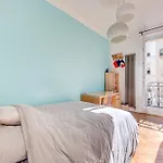 Elegant Appartement Au Pied De Montmartre